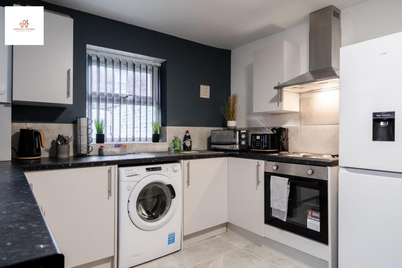 Immaculate 4 Bed In Liverpool By Hinkley Homes Short Lets & Serviced Accommodation Esterno foto