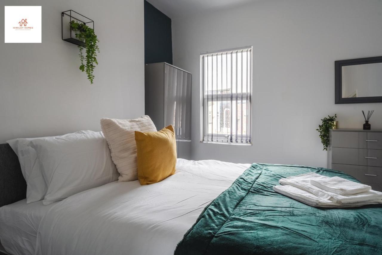 Immaculate 4 Bed In Liverpool By Hinkley Homes Short Lets & Serviced Accommodation Esterno foto